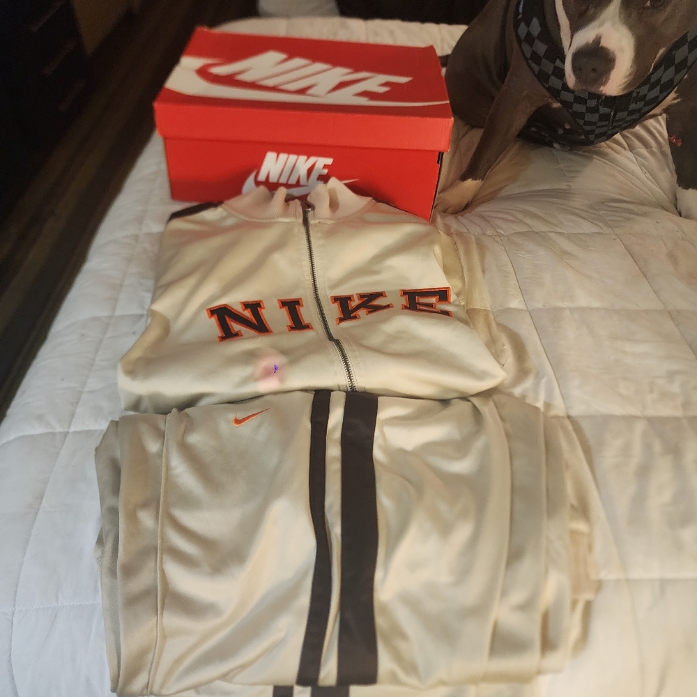Mens old school vintage nike tracksuit XL